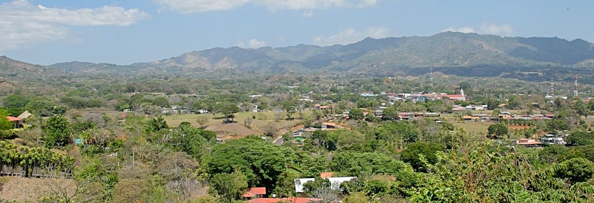 atenas town view from the farmers market