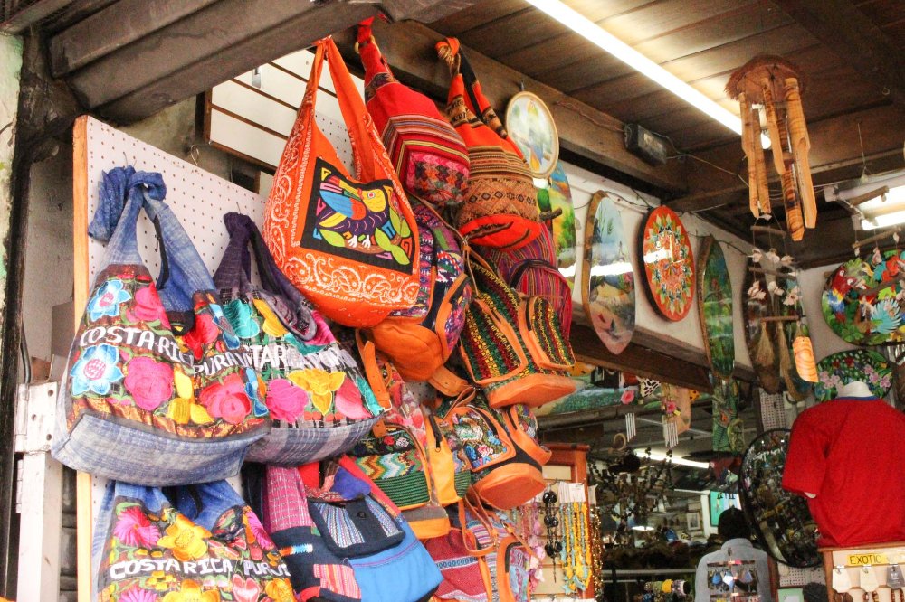        souvenir bags shopping san jose
  - Costa Rica