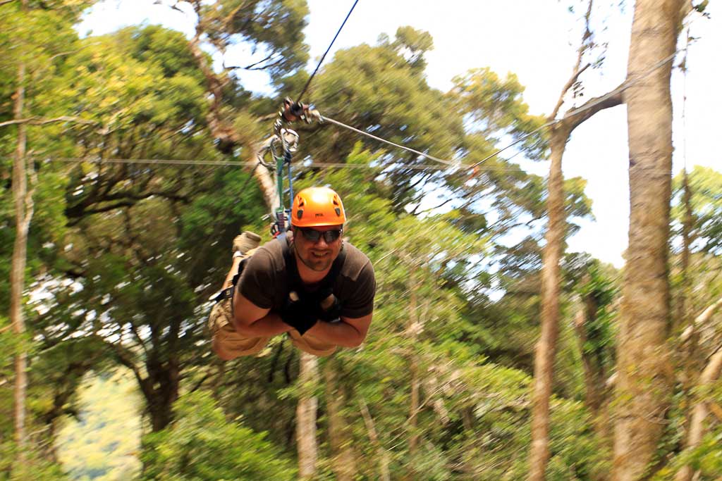  percent aventura superman incoming 
 - Costa Rica