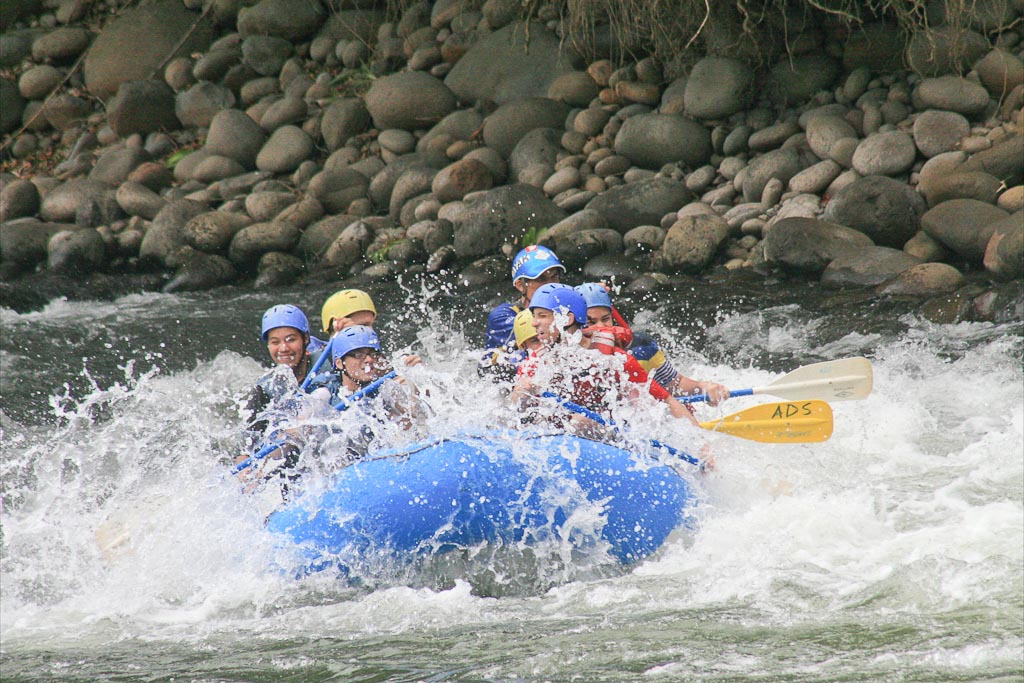rafting sarapiqui 
 - Costa Rica